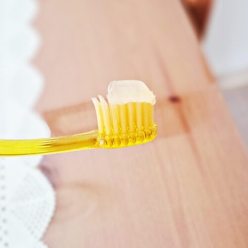 애터미 프로폴리스 치약 내용물 이미지